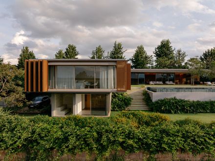Sculpture House