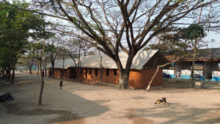Classrooms For New Day School School