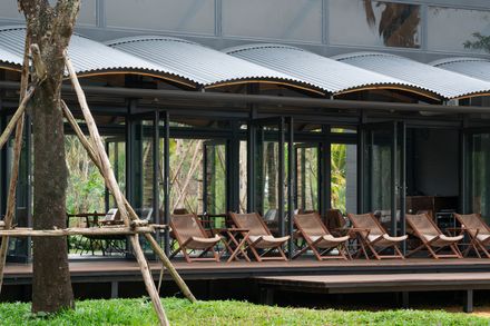 LUXEFARM Waterbird Park Pavilion