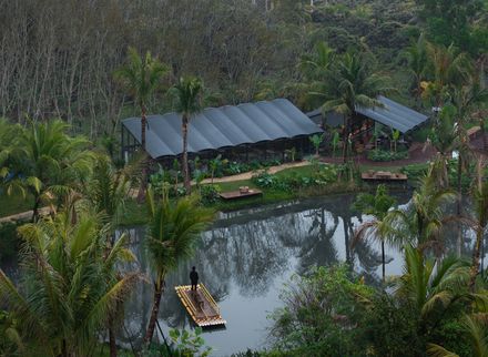 LUXEFARM Waterbird Park Pavilion
