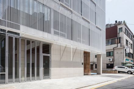 Metal Curtain Building