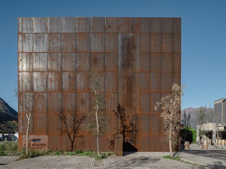 New Winery URS HAUSER