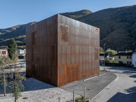 New Winery URS HAUSER