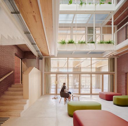 Sants Social Center