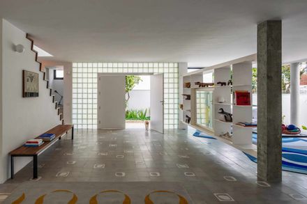 Muxarabi House