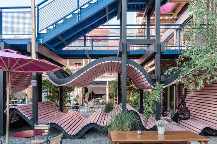 Remise Rosa Complex