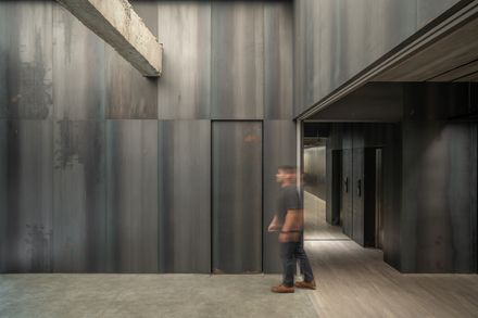 Jordnära Cafe & PHOMI Showroom