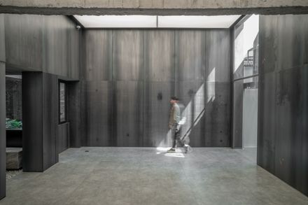 Jordnära Cafe & PHOMI Showroom