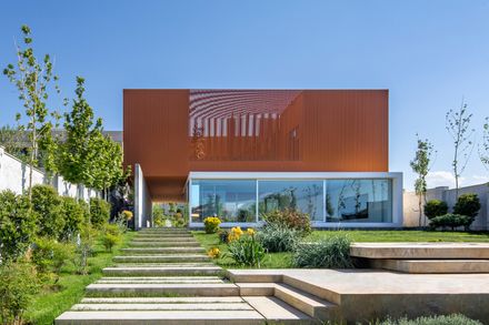 Az-Boroun Villa