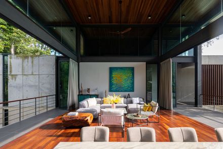 Liù Lín Residence
