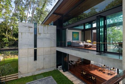 Liù Lín Residence