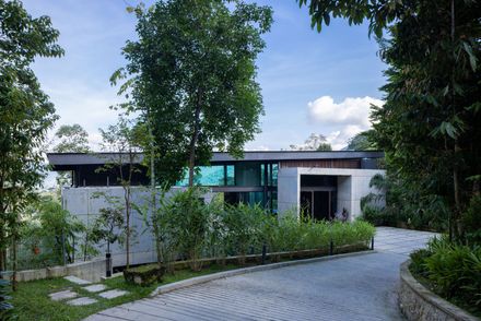 Liù Lín Residence