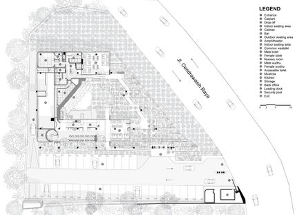 Mitte Oblique Garden