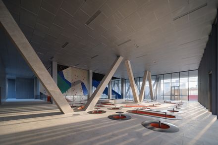 Yuehai Culture And Sports Center
