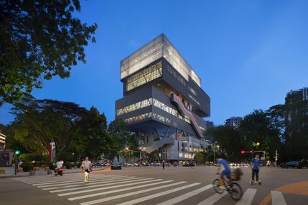 Yuehai Culture And Sports Center