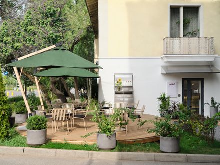 Collab Cafe & Concept Store