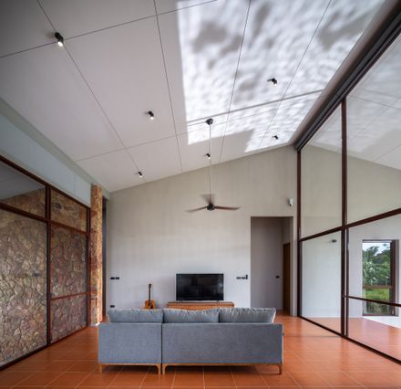 Baan Rim Bua House