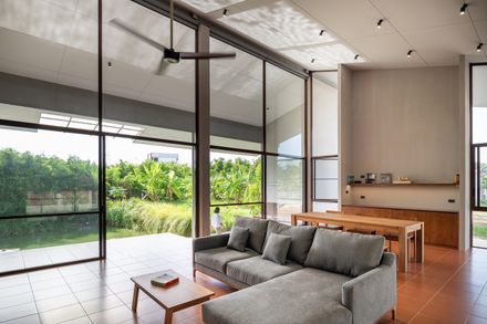 Baan Rim Bua House