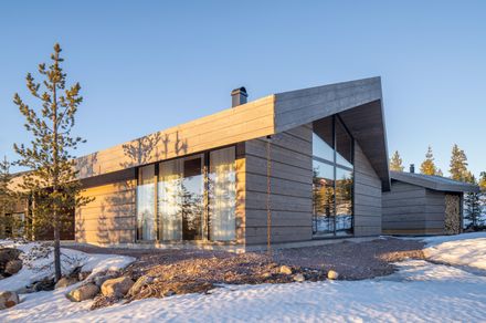 Van Peborgh Lodge
