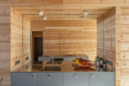 Van Peborgh Lodge