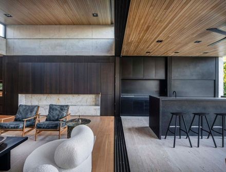 HIKARI House