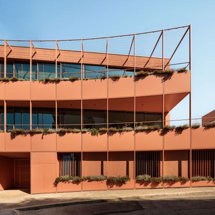 Padre Luís Cabral Building