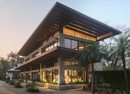 Plaza Pochote Commercial Center