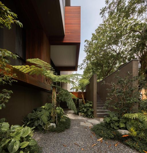 Kenari House