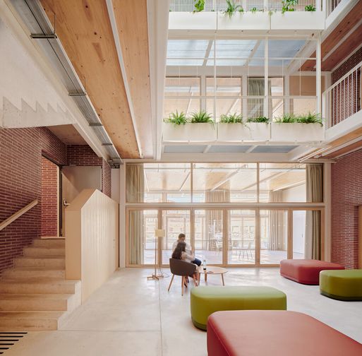 Sants Social Center