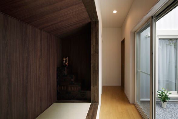 Hansha Reflection House