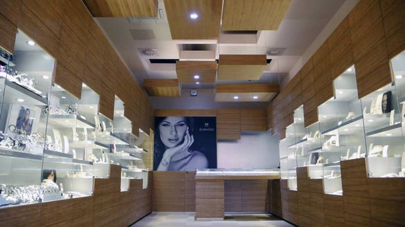 New Concept Stores For Jeweler Franchise Zlatarne Celje
