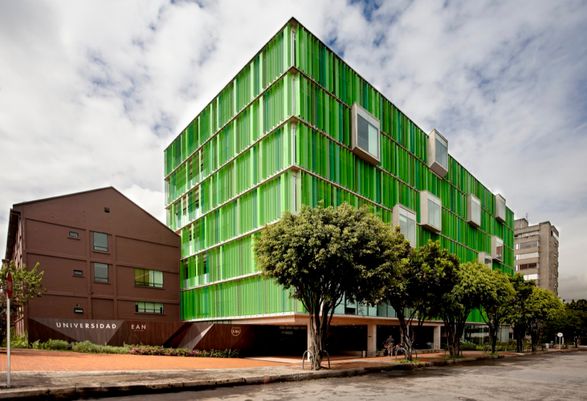 Ean University