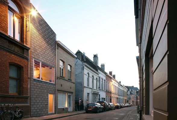 House 12k