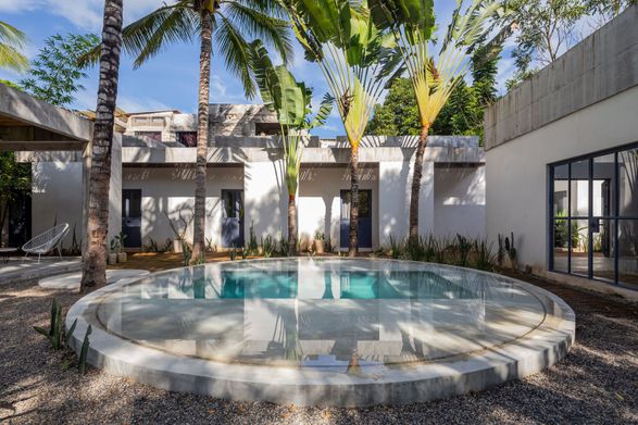 San Ignacio House