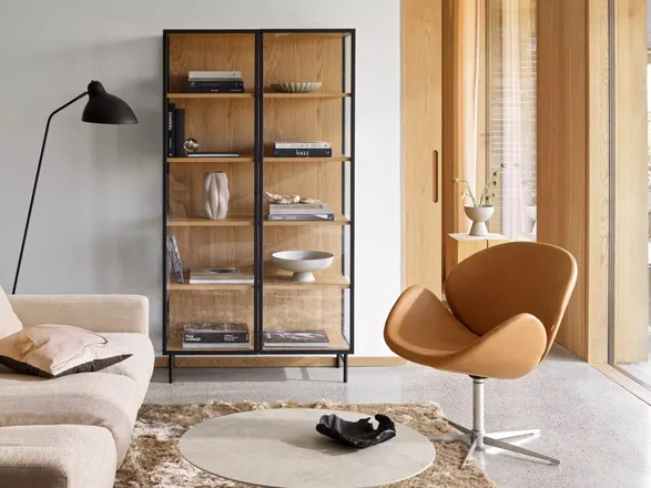 Boconcept Lund Glass Cabinet