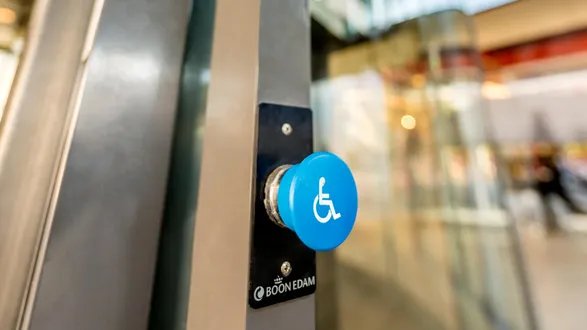 Boon Edam Tournex High Capacity Revolving Door