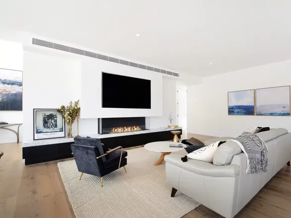 Ecosmart Fire Flex 86rc Fireplaces.