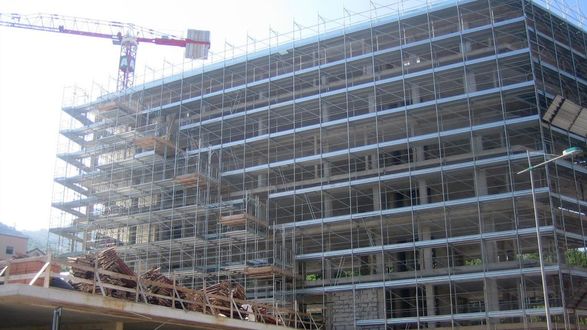 Condor Scaffolding system with pins