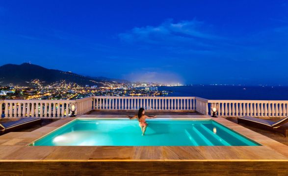 Natare Elevated & Rooftop Pools