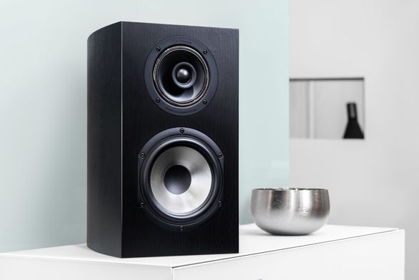 Cabasse Antigua mc170 3-way bookshelf speaker