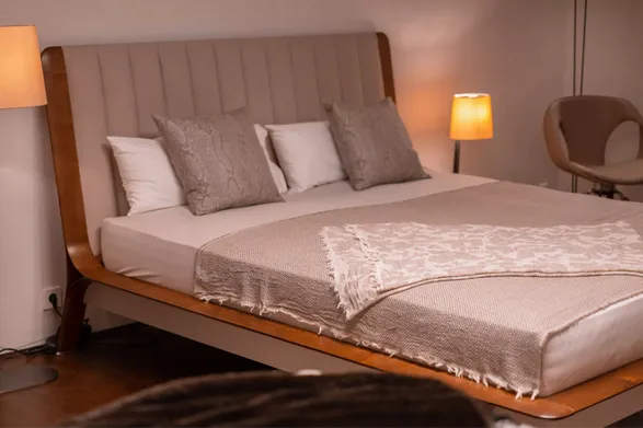Yomei S100 Bed