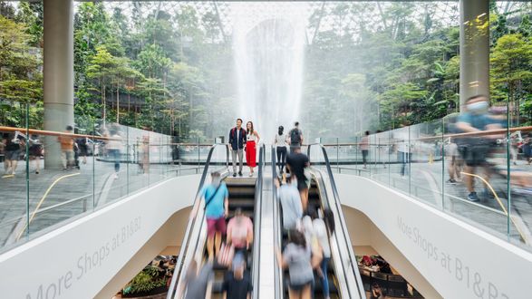 Schindler Schindler 9300 Escalator