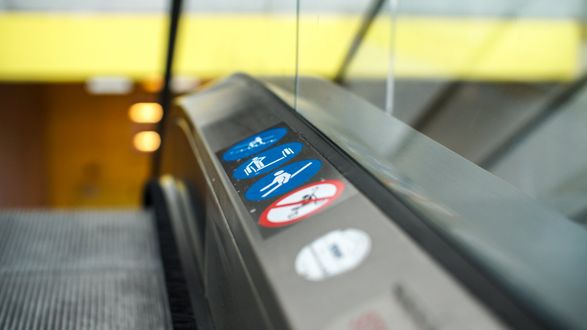 Schindler Schindler 9300 Escalator