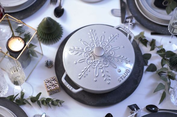 Zwilling Staub La Cocotte Round French Oven