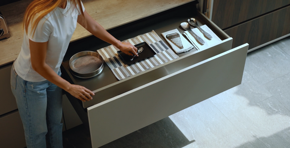 Salice Progressa Smove Kitchen Drawer