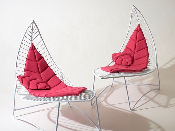 Studio Stirling Leaf Standard Outdoor Hanging Chair