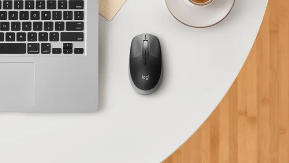Logitech M190 Full-Size Wireless Mouse