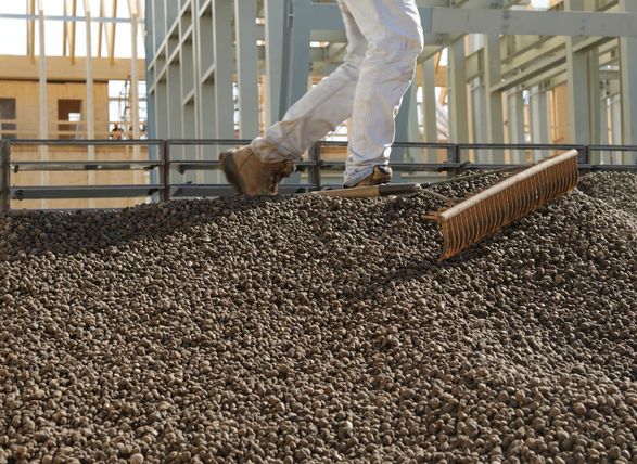 Laterlite Drainage And Moisture Retention In Green Roofs