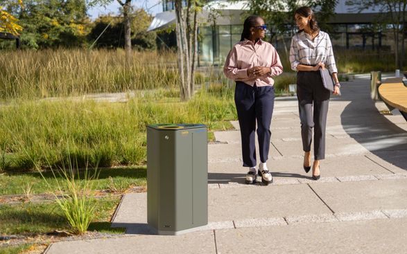 Metalco Grandcarre' Waste Bin