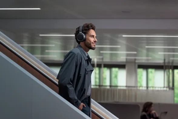 Philips Fidelio Over-ear Wireless Headphones